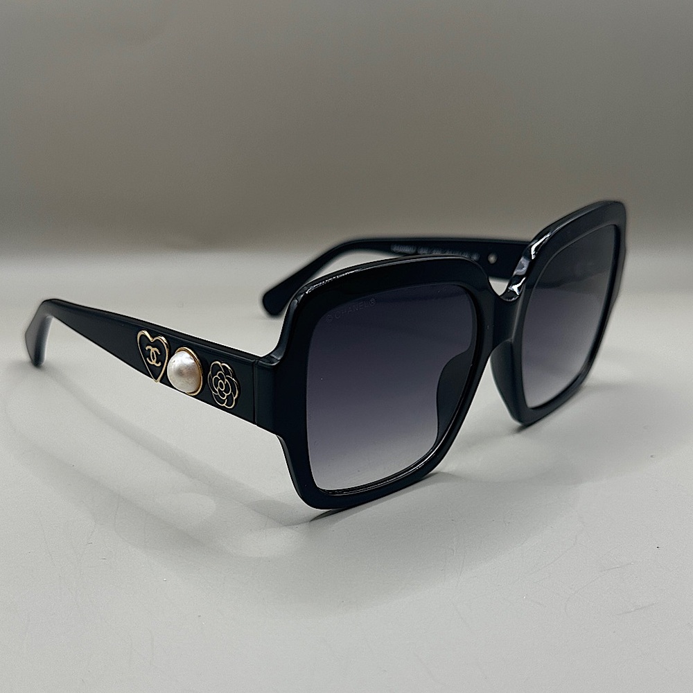 CHANEL 5479 C622 56•18 Oversized Sunglasses
